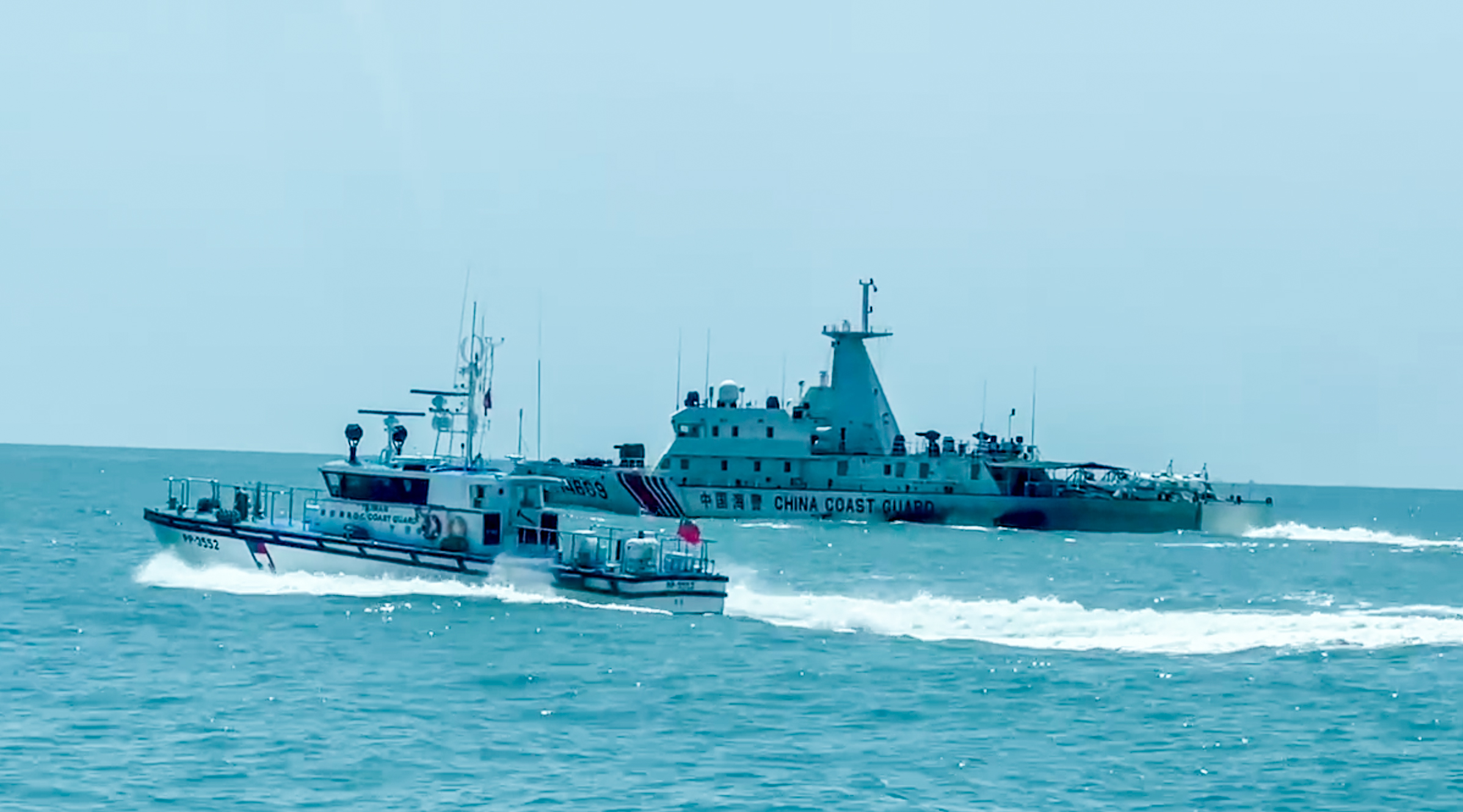 臺灣海巡署25日於金門限制水域驅離中國海警船情況
